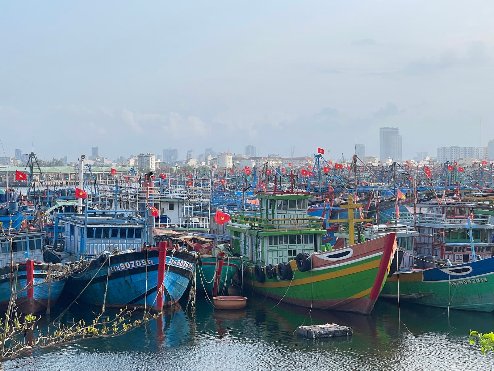 Tho Quang Fishing Port Da Nang - Image 1