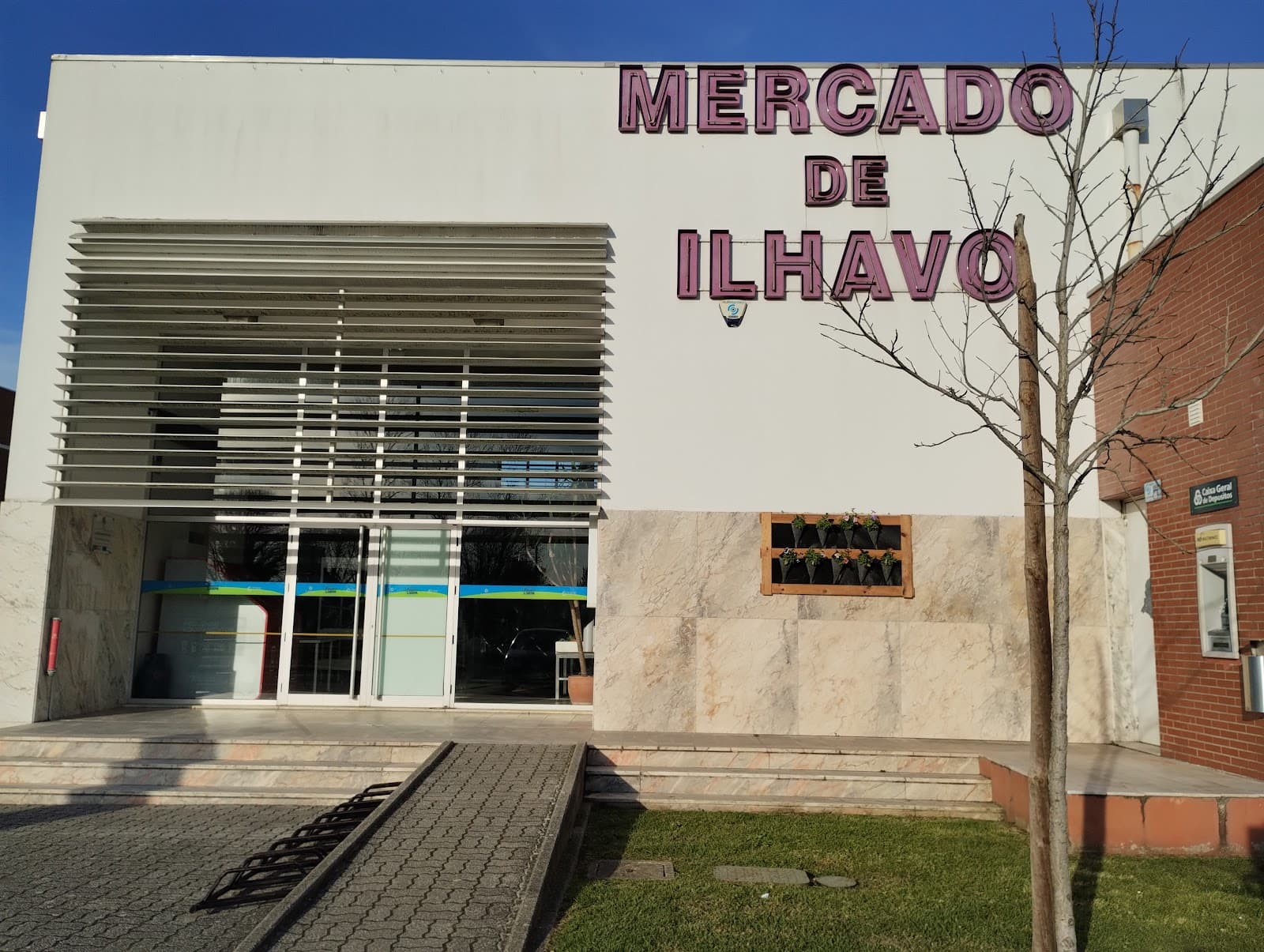 Ílhavo Municipal Market - Image 1