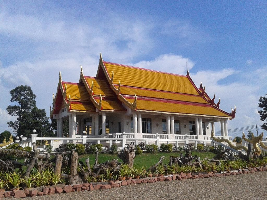 Wat A-Hong Silawat (Navel of the Mekong) - Image 1