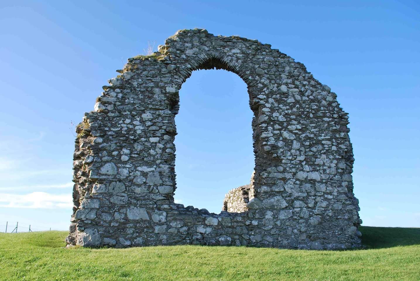 Ardtole Church - Image 1
