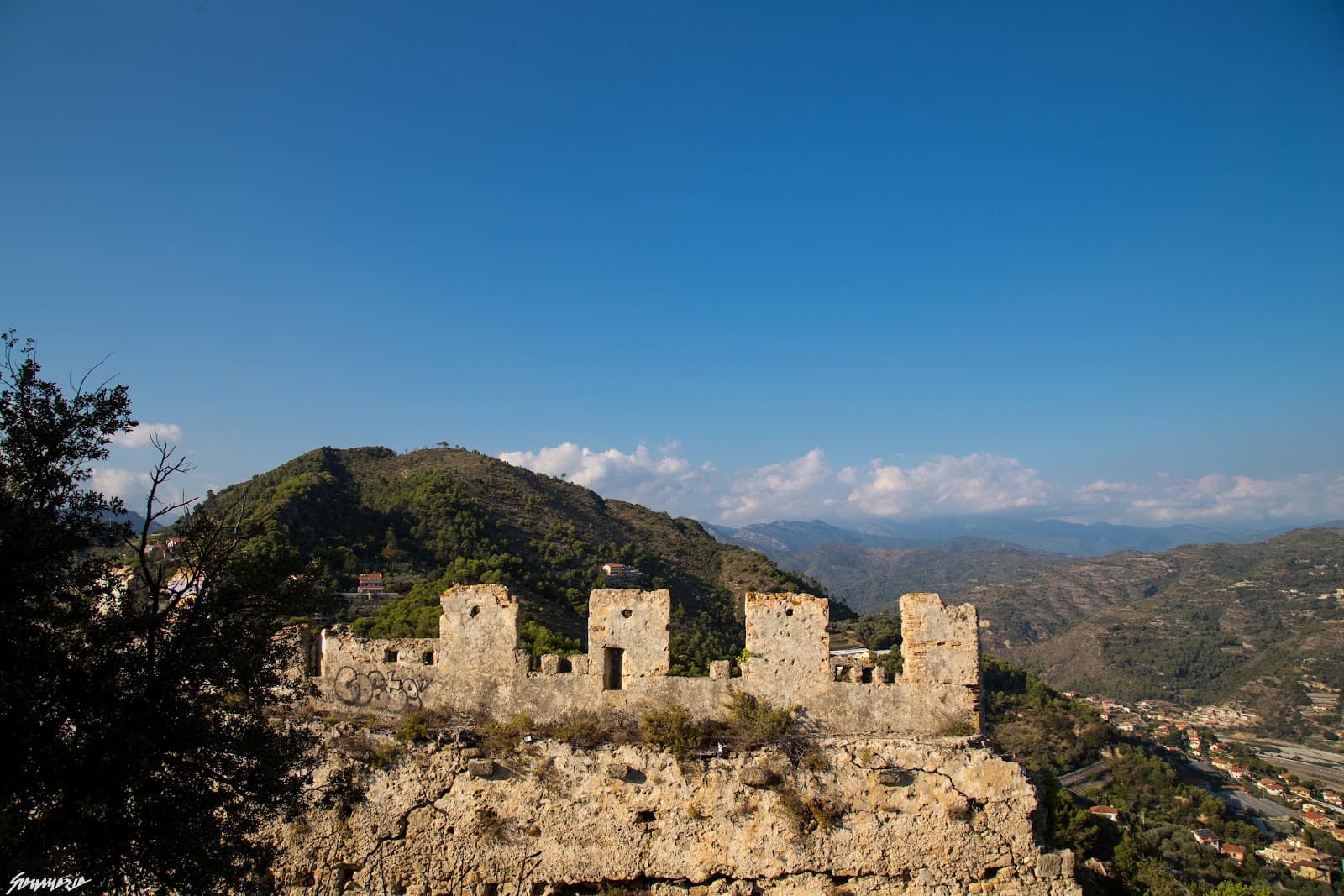 Castel d'Appio (Castle Ruins) - Image 1