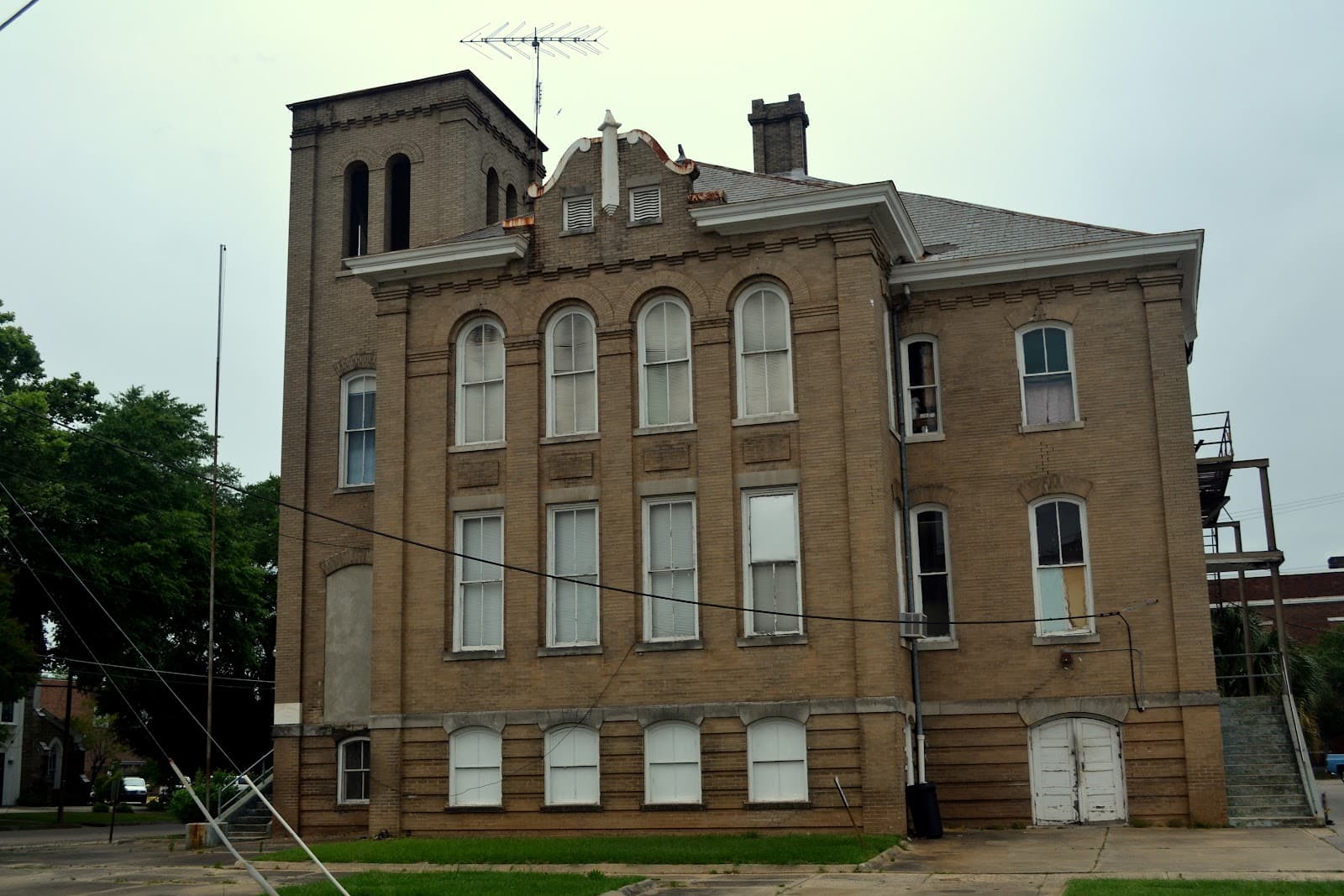 Selma Avenue Historic District - Image 1