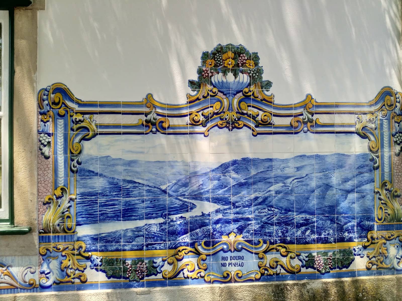 Vineyard Tours & Tastings