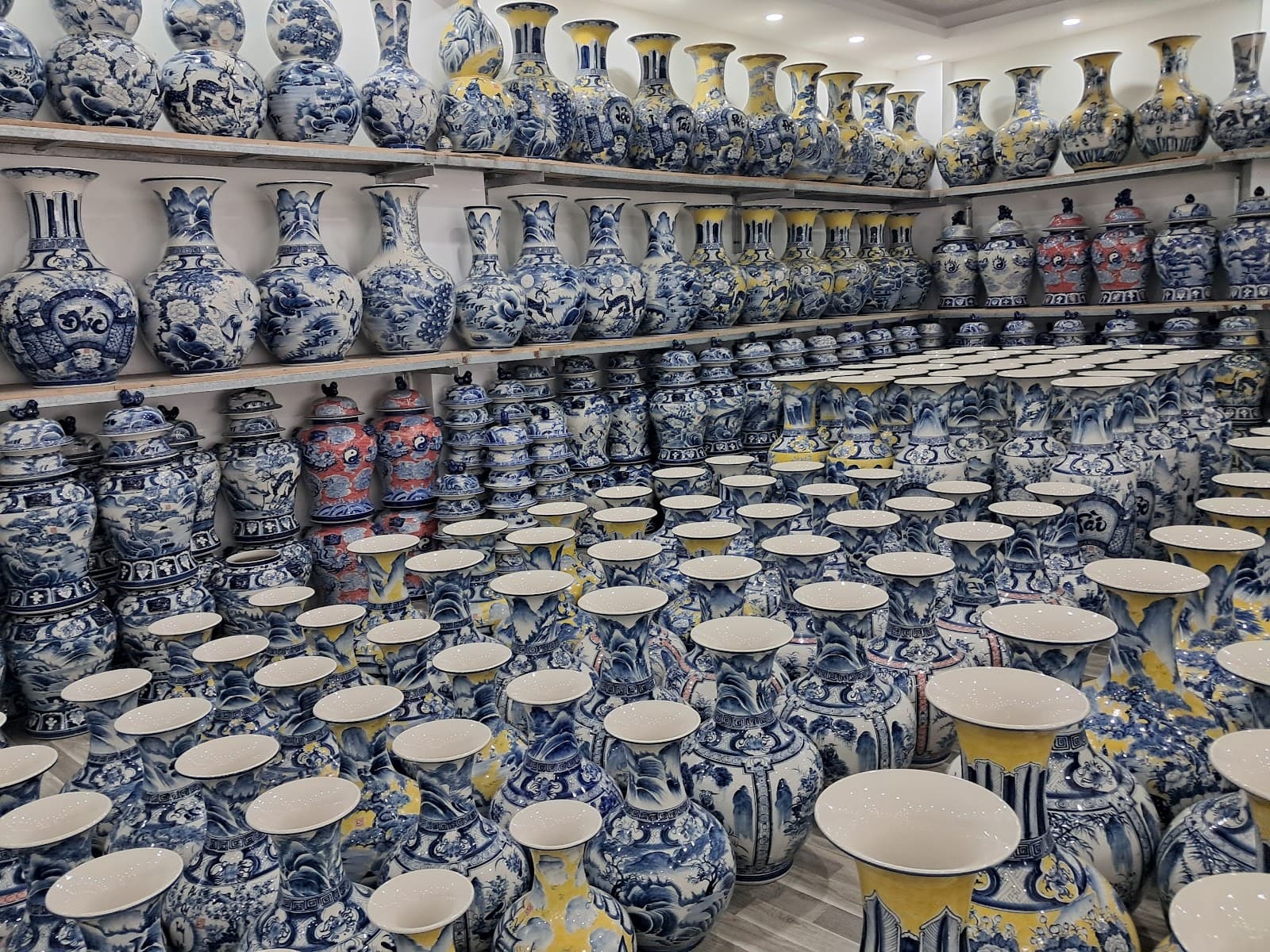 Bat Trang Pottery Village Hanoi - Image 1