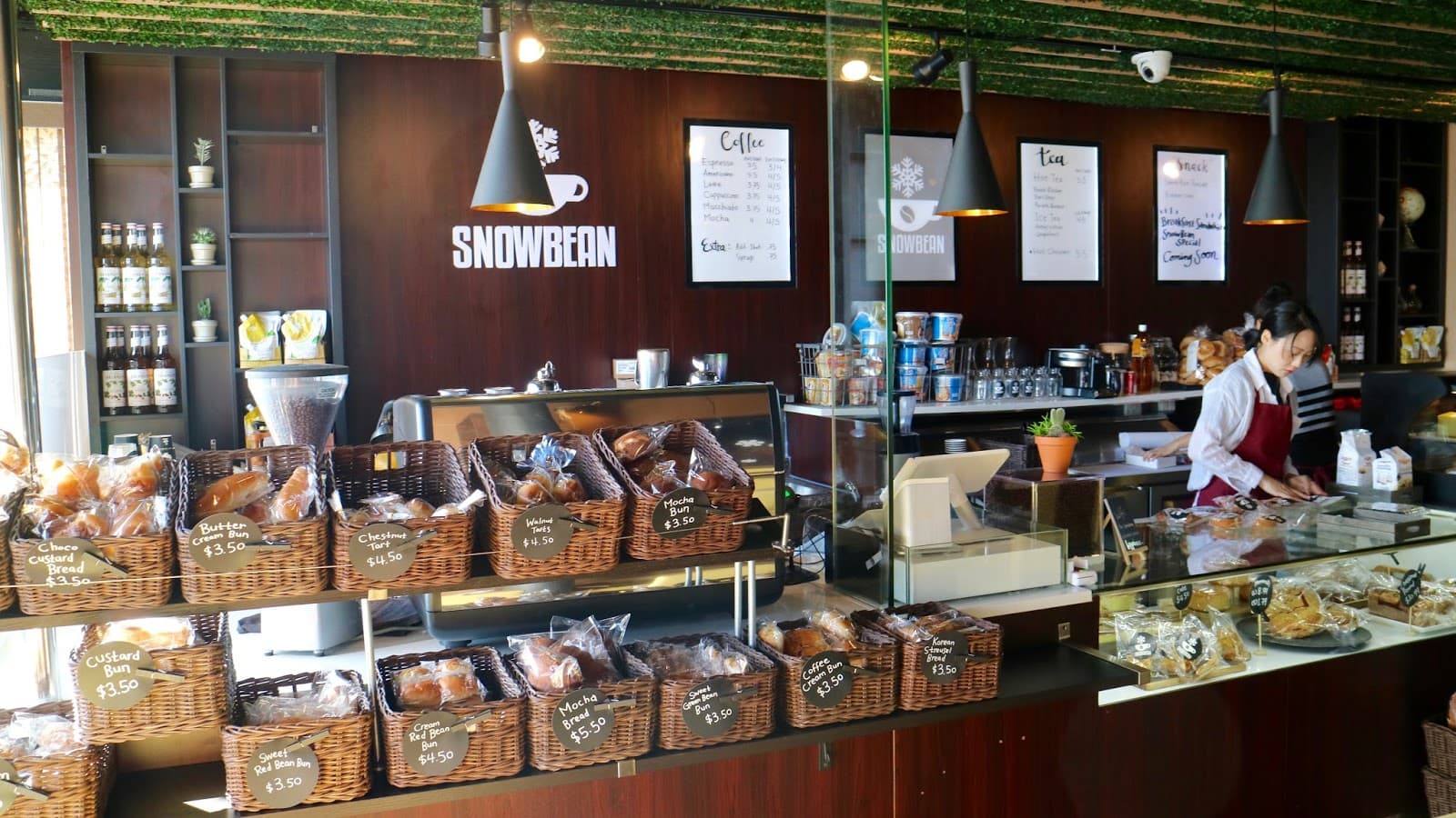 Korean Coffee Shop (specific name not provided) - Image 1