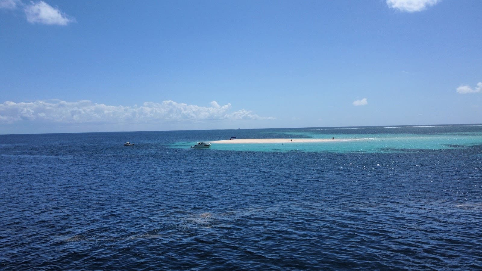Fungu Yasin Sandbank - Image 1
