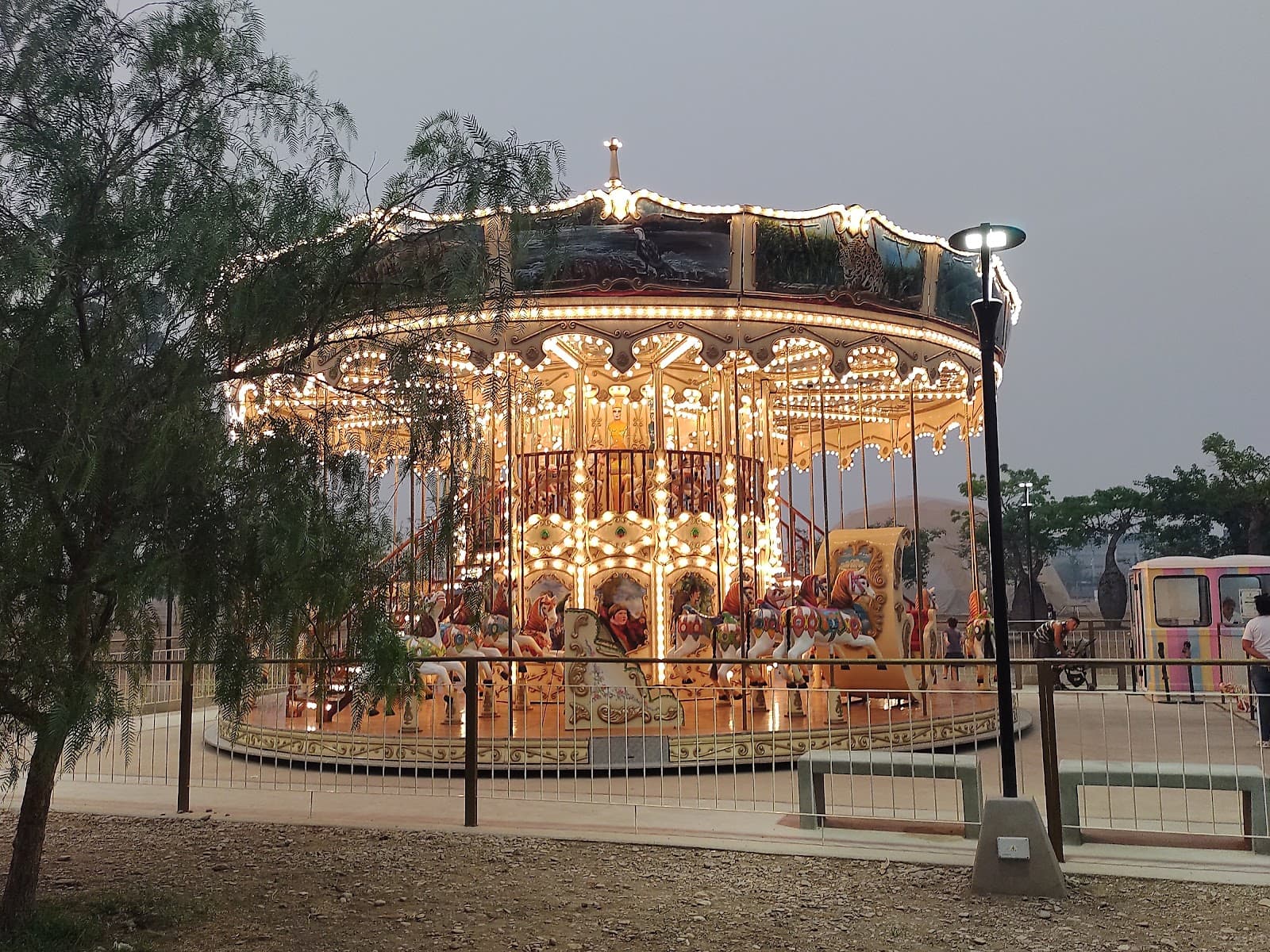 Parque del Bicentenario - Image 1