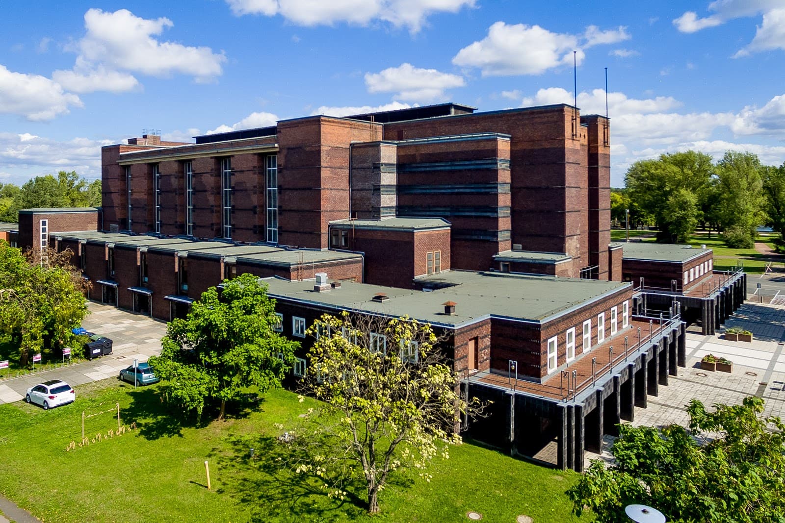 Stadthalle Magdeburg - Image 1