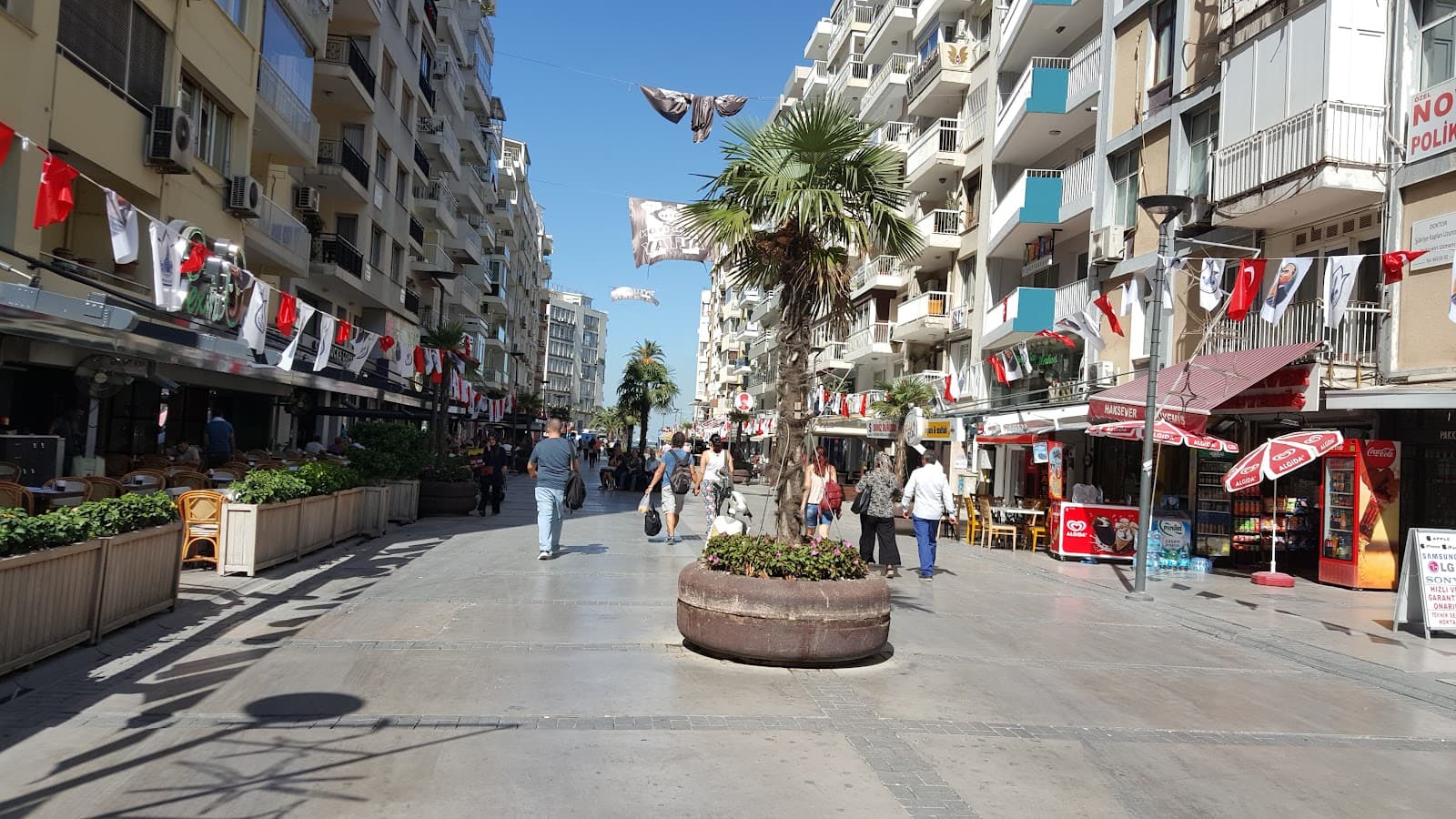 Kıbrıs Şehitleri Street - Image 1