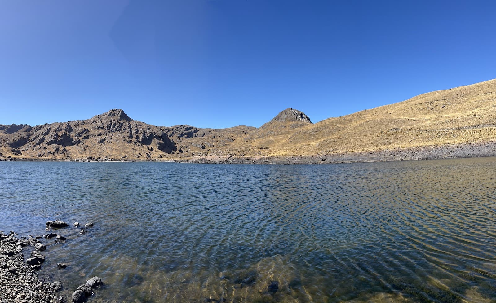 Laguna Wara Wara Tarapaya - Image 1