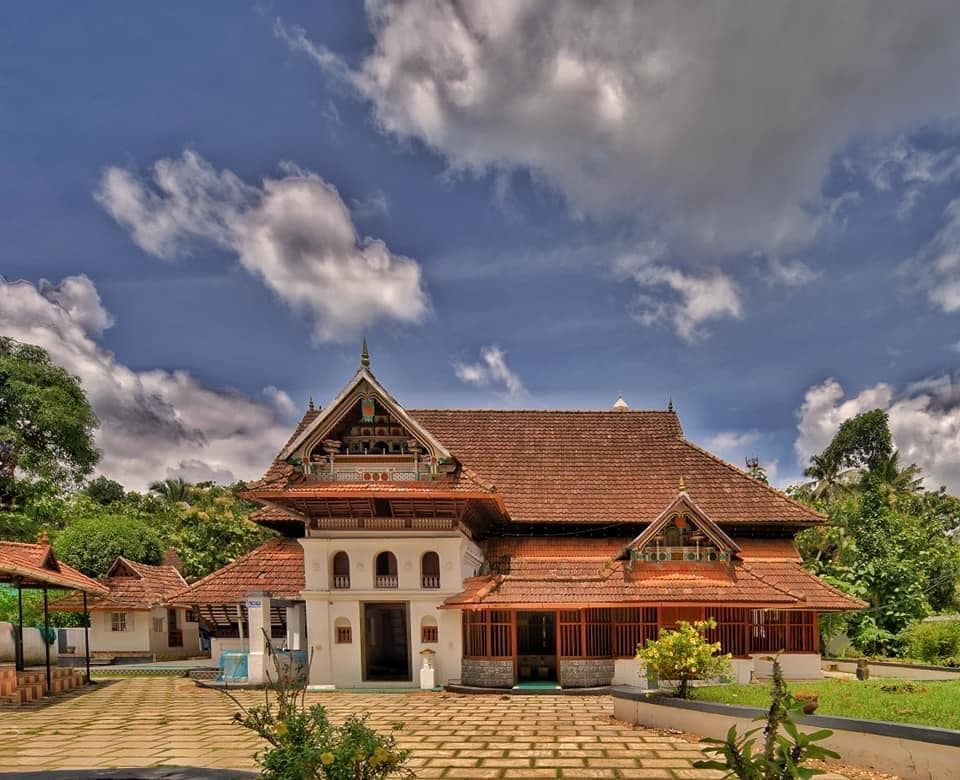 Thazhathangadi Juma Masjid - Image 1
