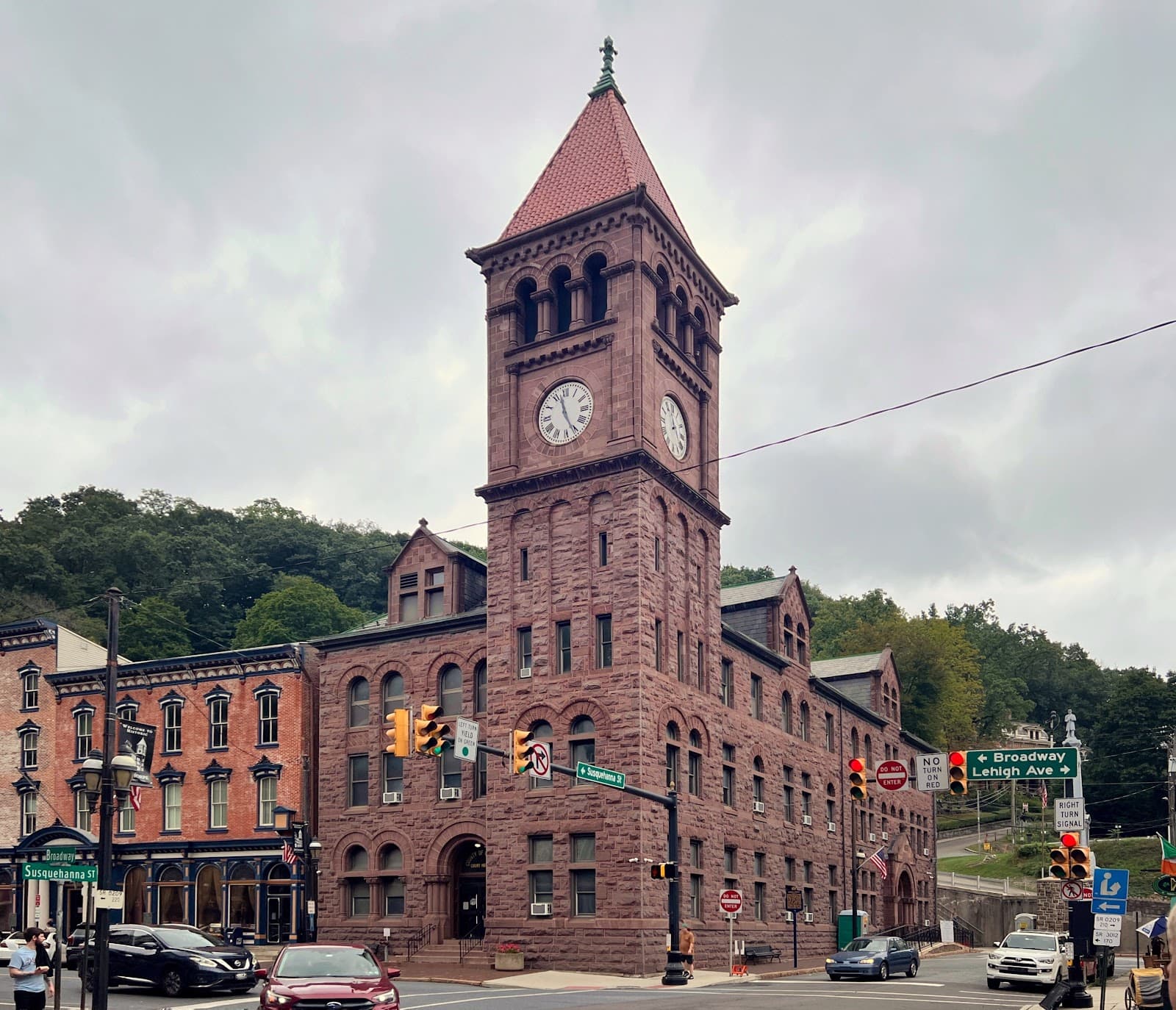 Carbon County Courthouse - Image 1