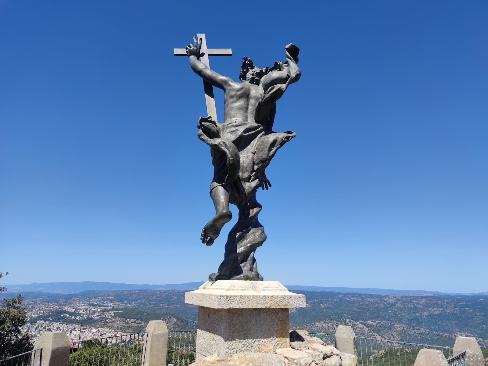 Redeemer Statue (Ortobene) - Image 1