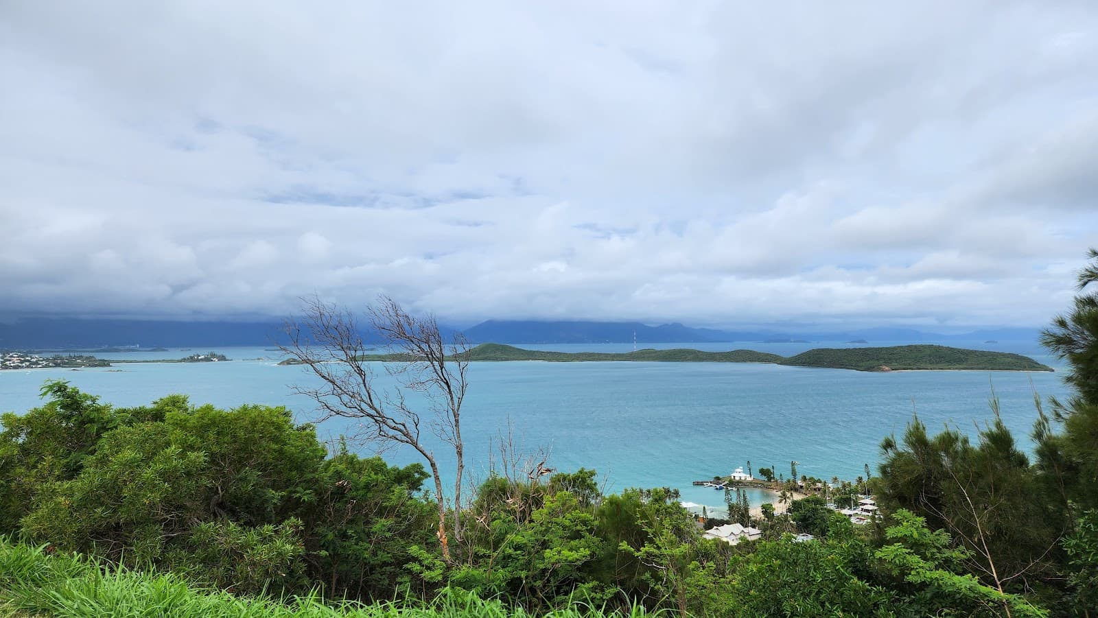 Ouen Toro Nouméa - Image 1