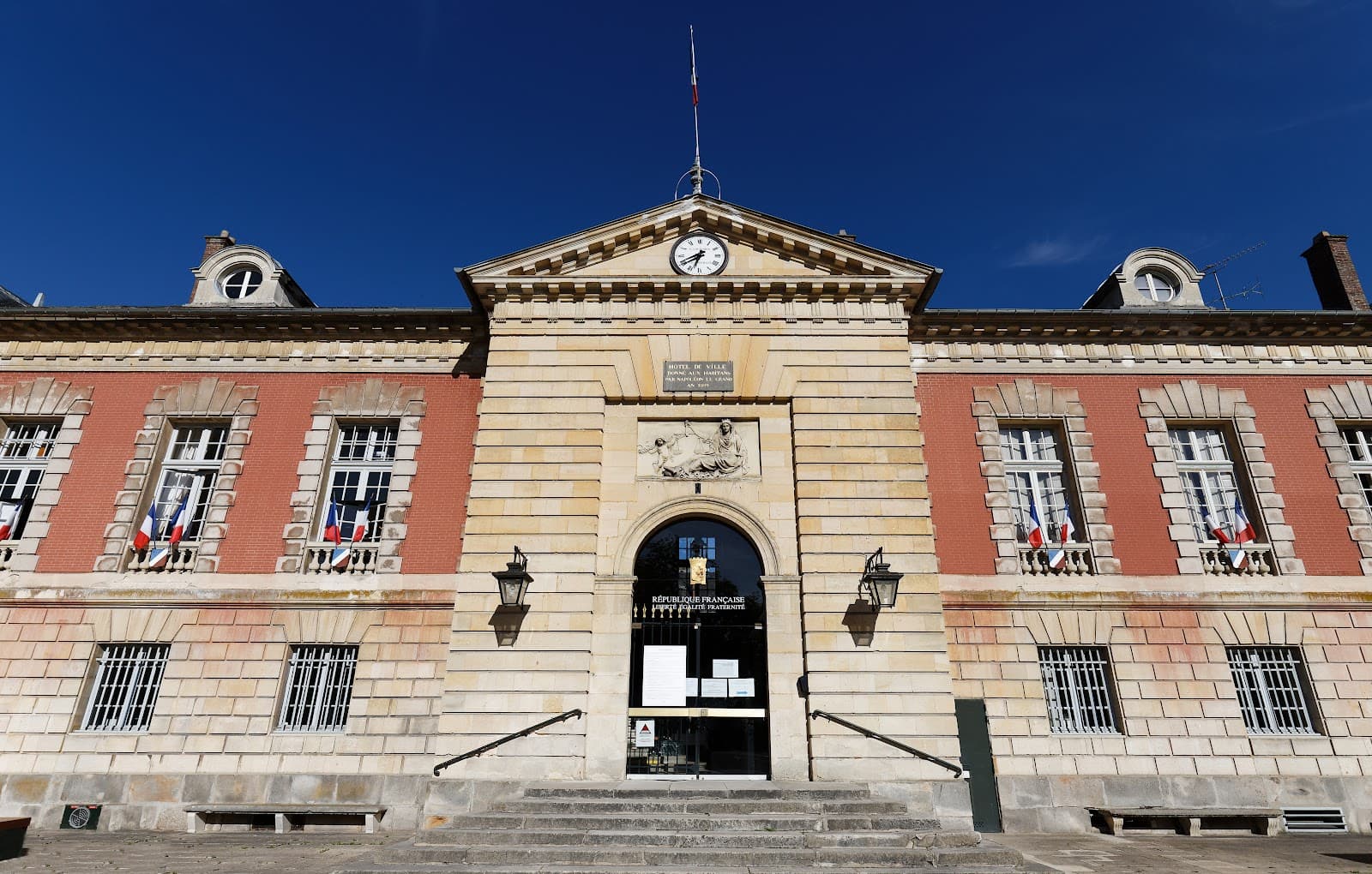 Hôtel de Ville de Rambouillet - Image 1
