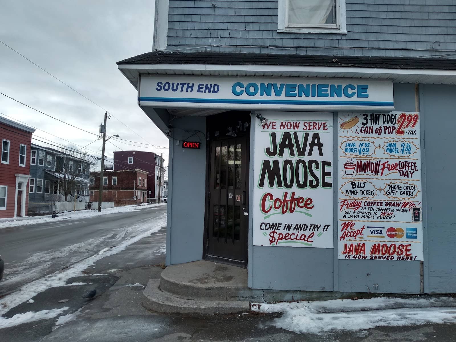 Vibrant Dining Scene
