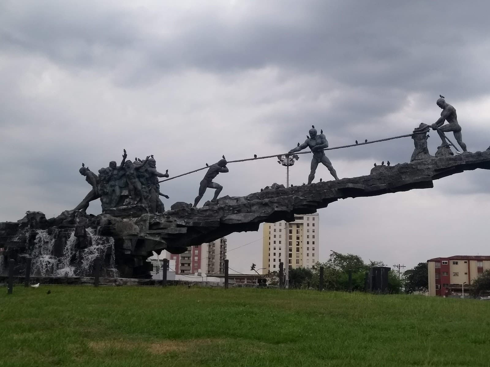 Monumento a la Solidaridad - Image 1