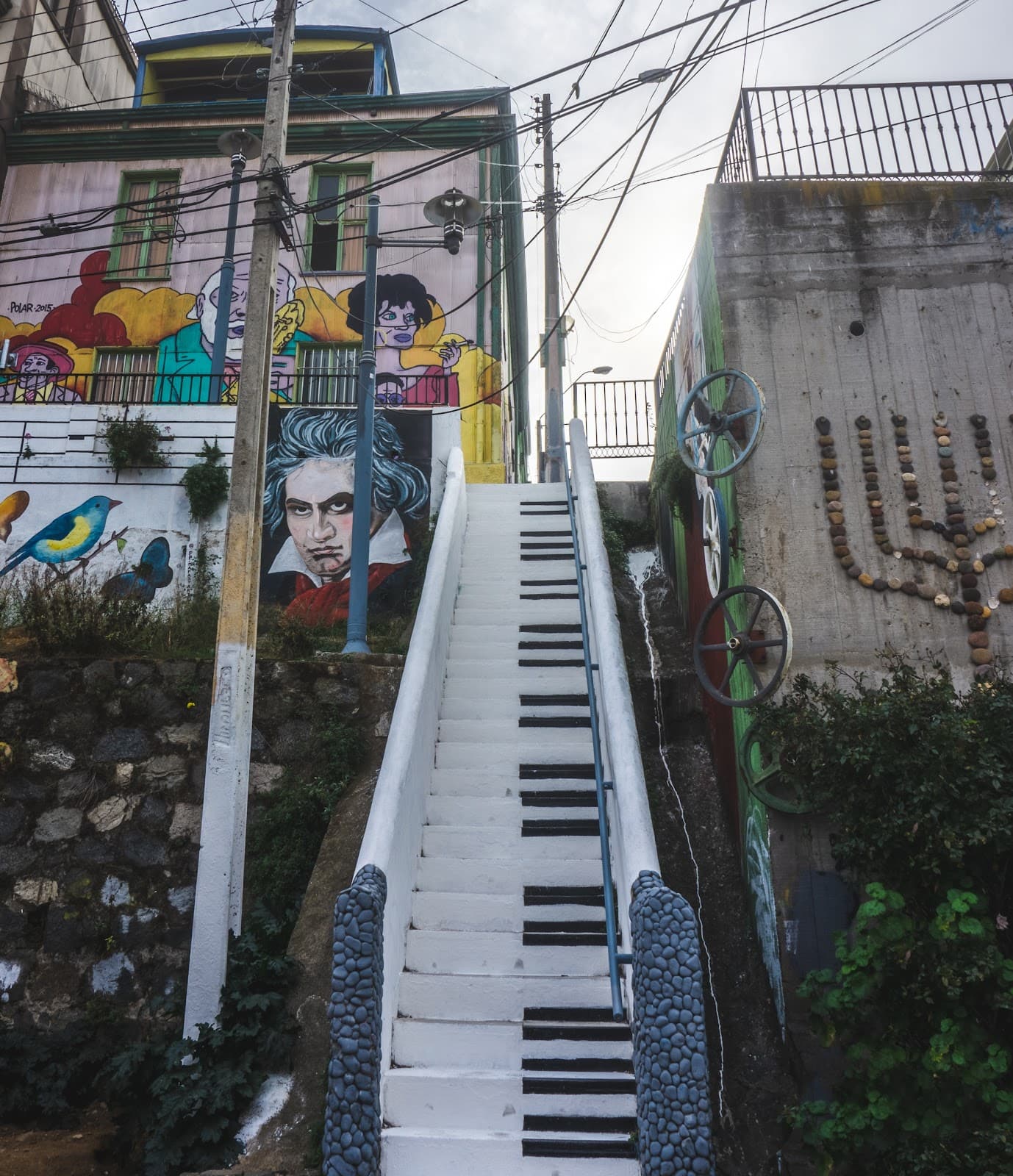 Escalera Piano - Image 1