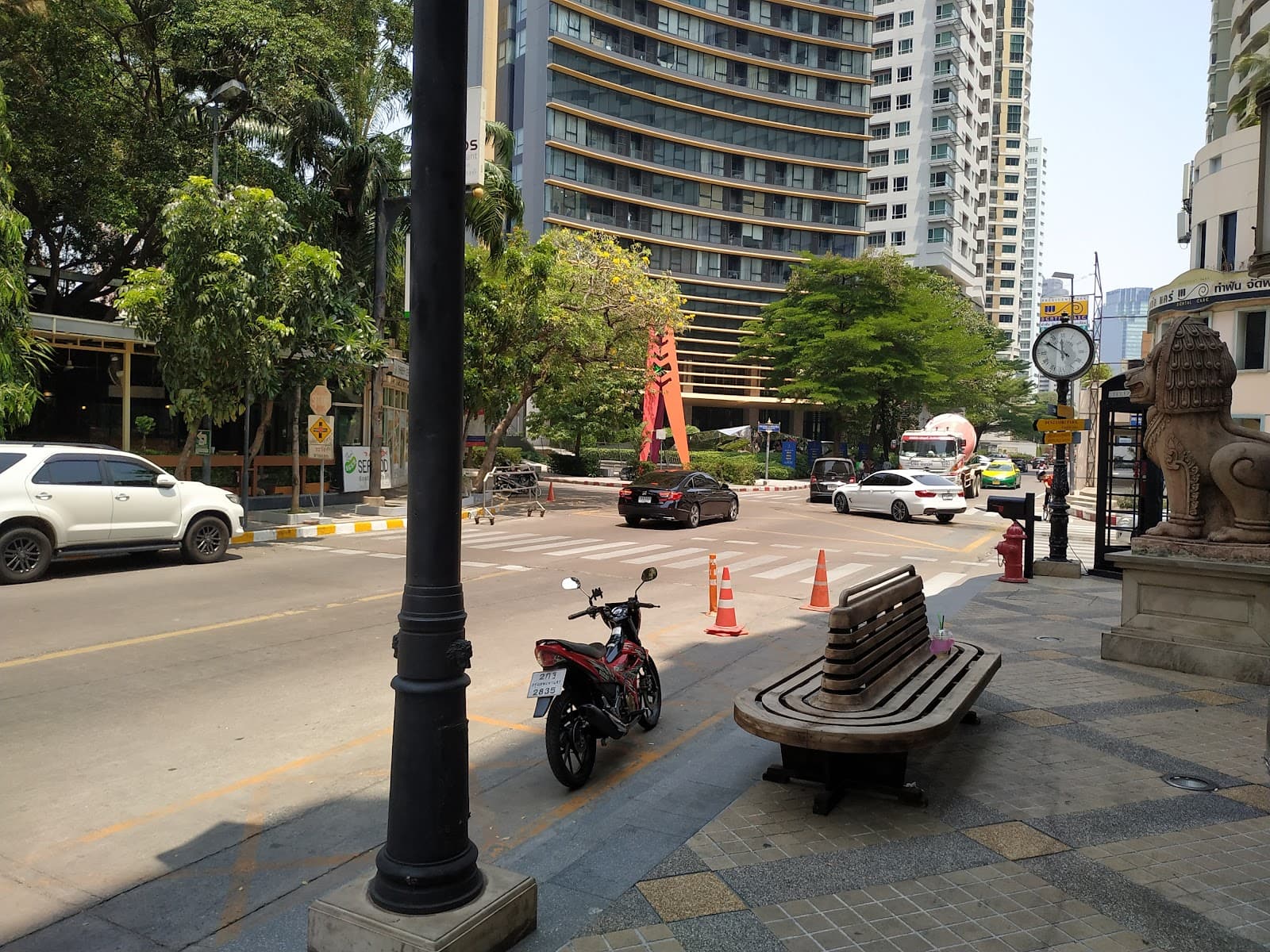 Sukhumvit 24 - Image 1