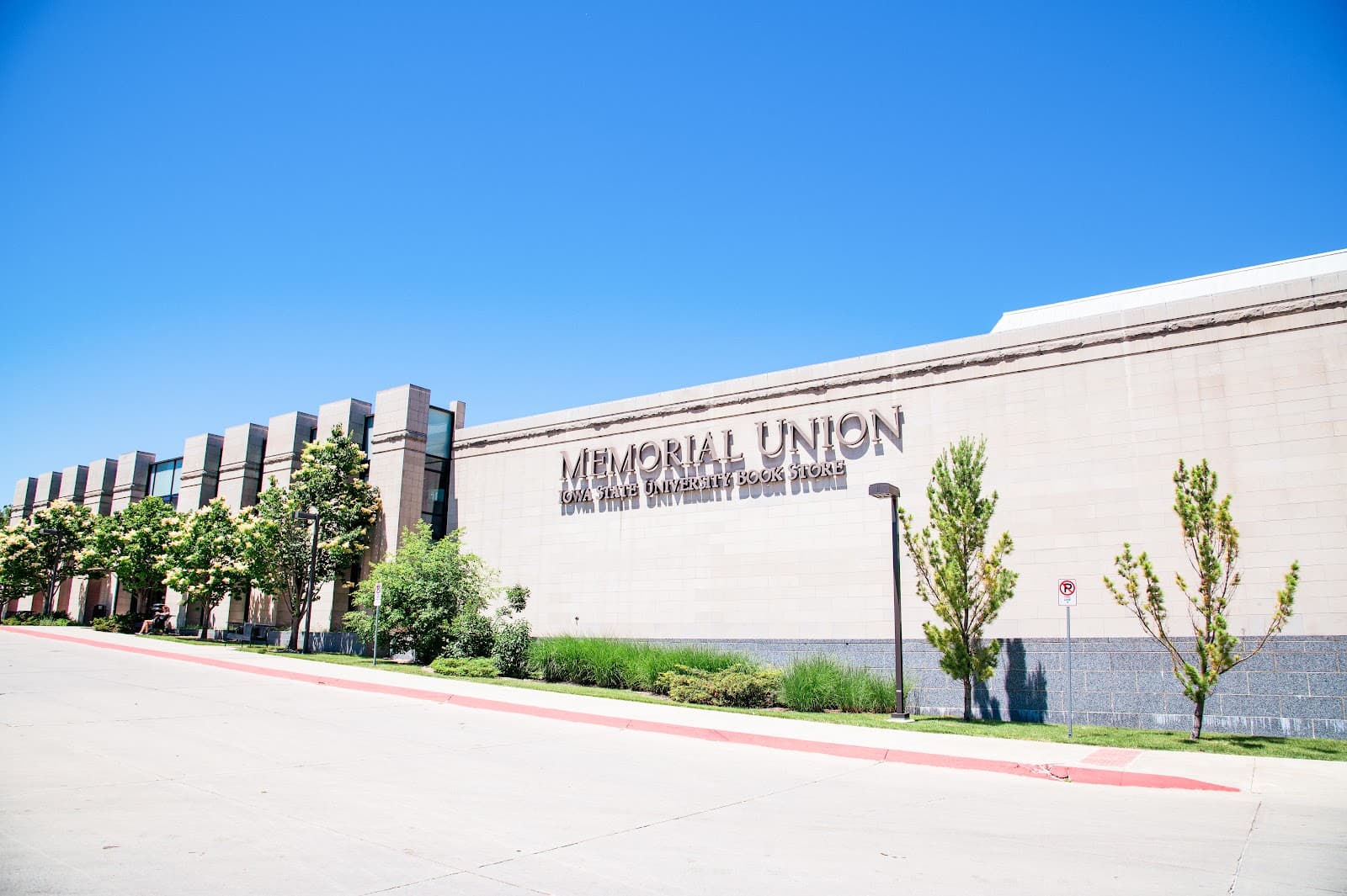 Memorial Union (Iowa State) - Image 1