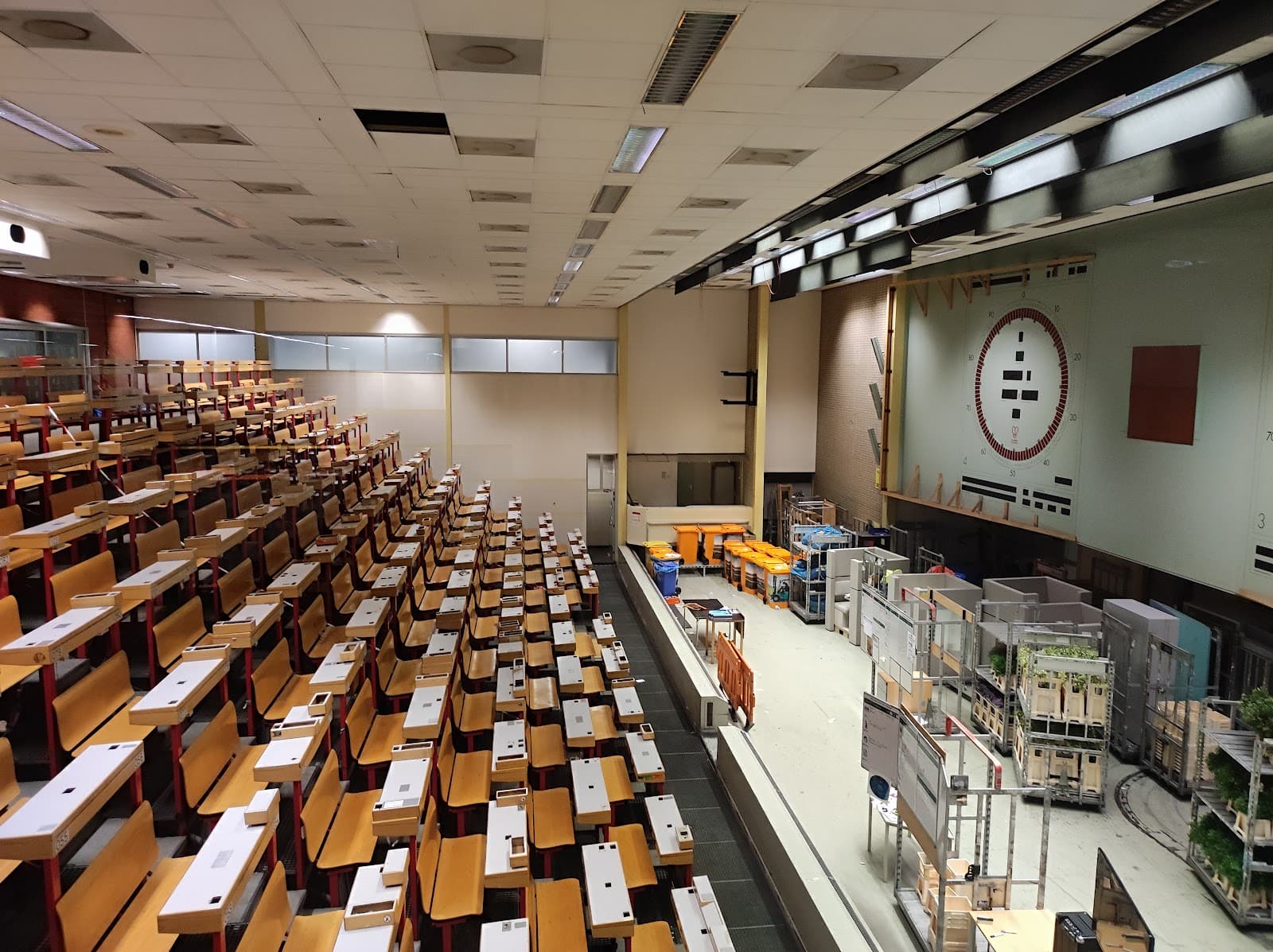 Aalsmeer Flower Auction Amsterdam - Image 1