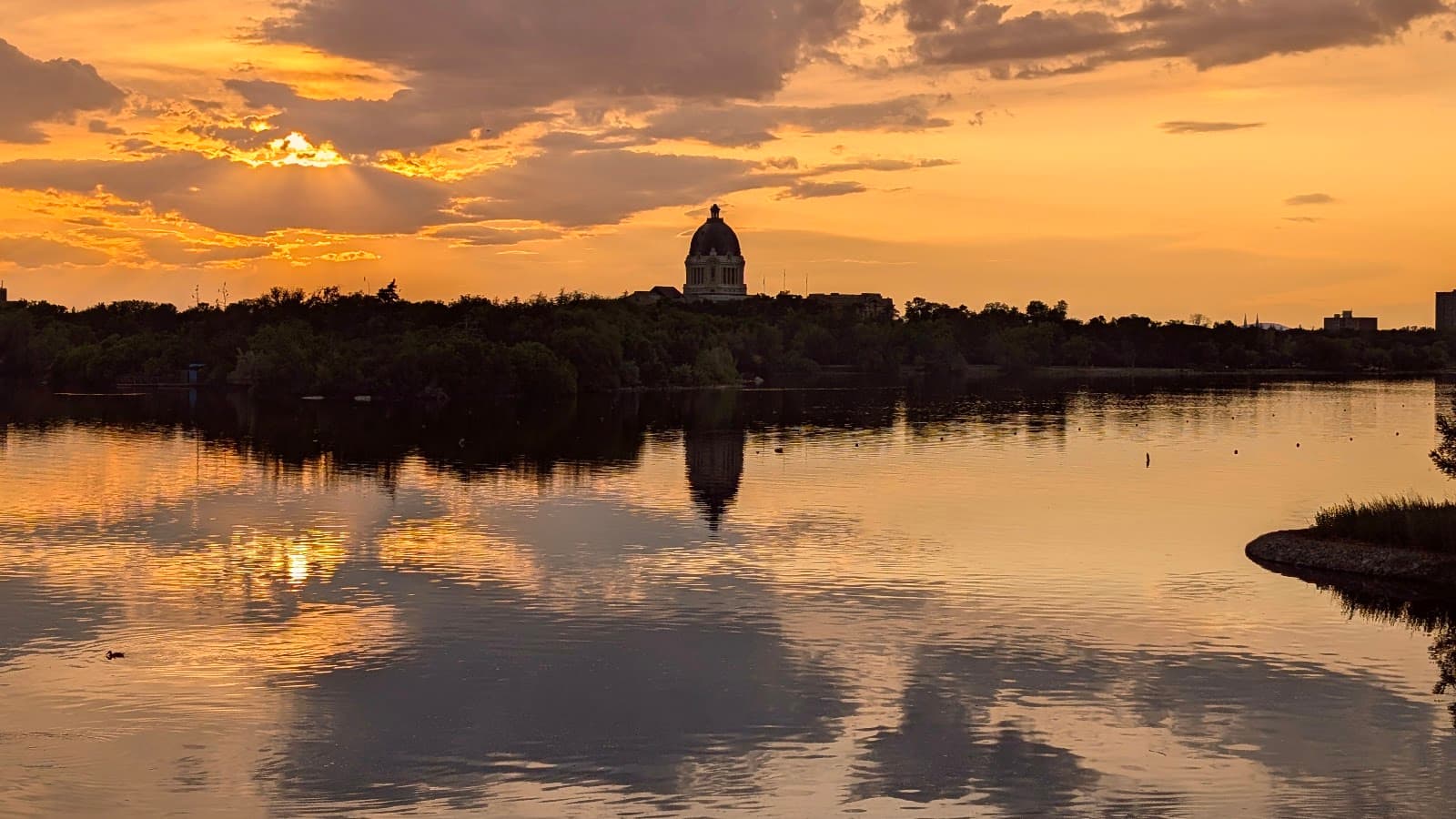Wascana Creek Pathway - Image 1
