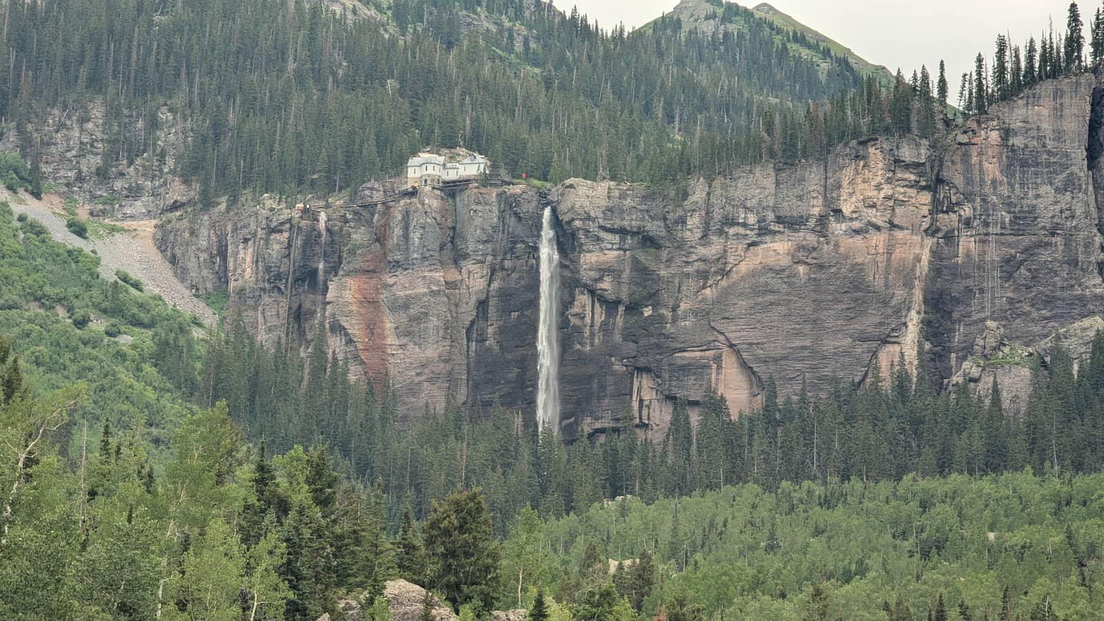 Panoramic Valley Views