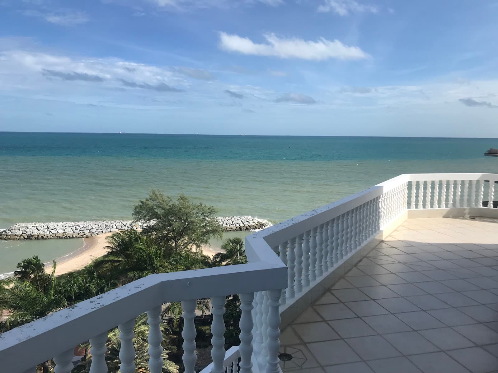 PMY Beach - Image 1