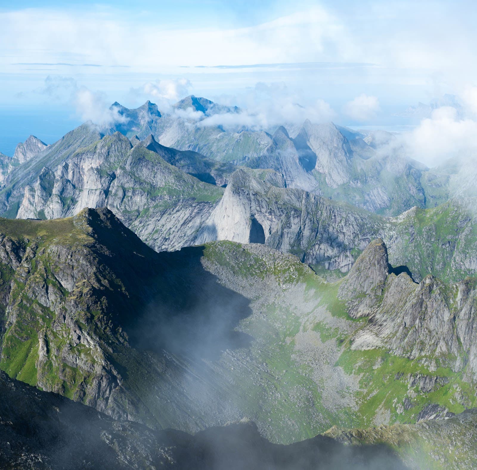 Hermannsdalstinden - Image 1