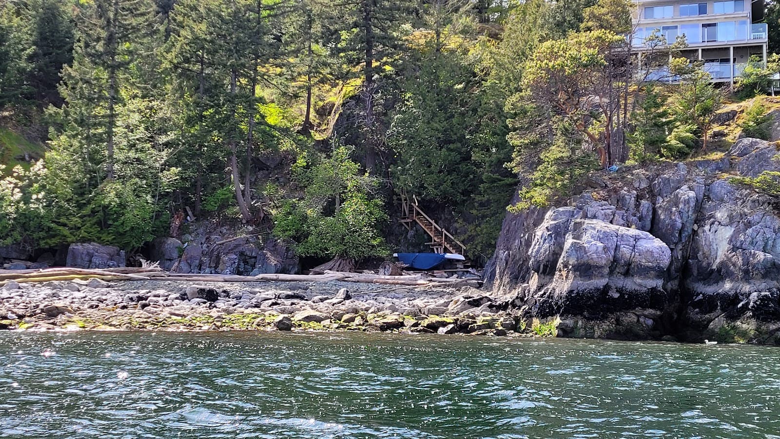Bowen Island Snug Cove - Image 1