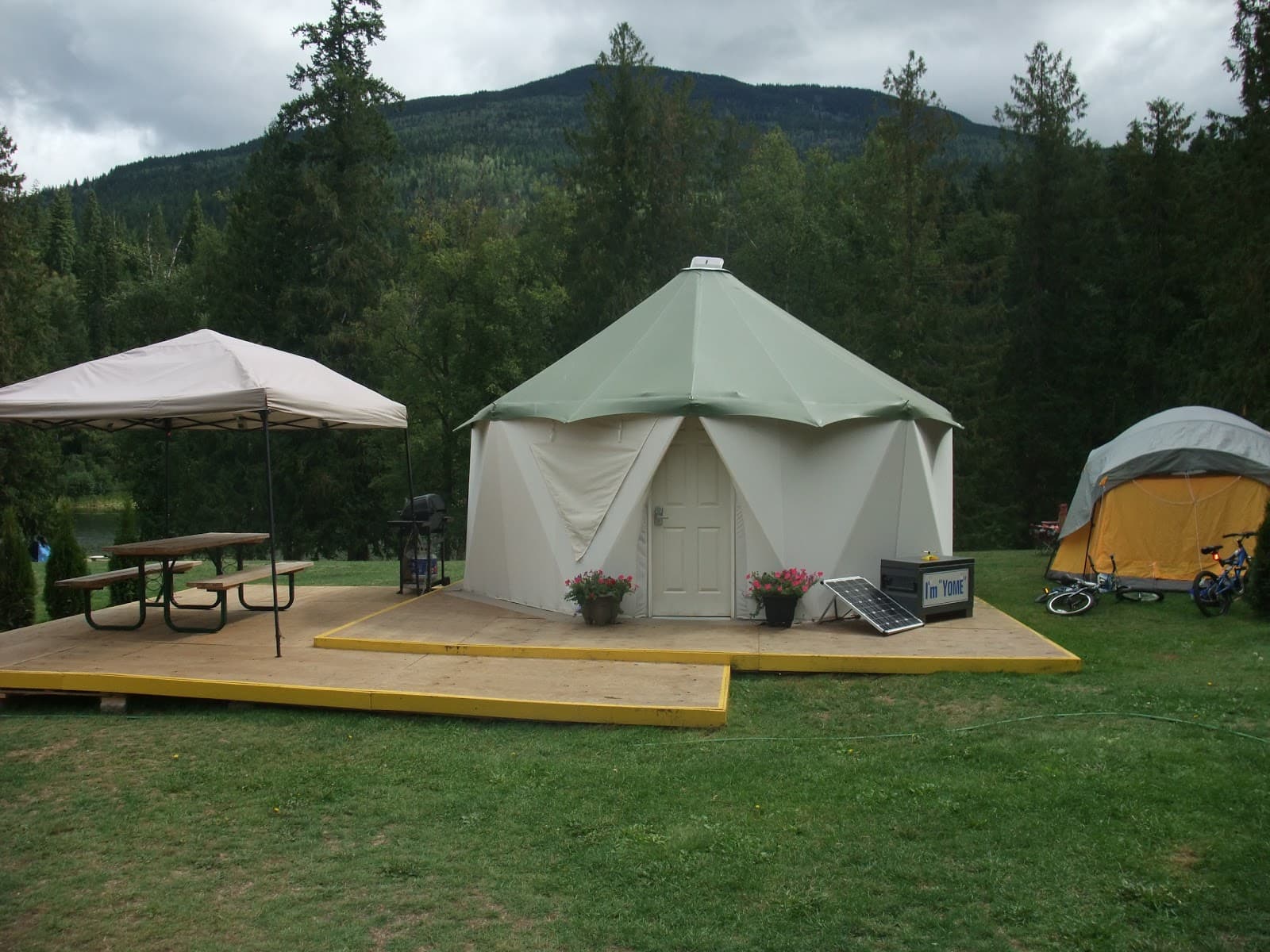 Williamson Lake Park and Beach - Image 1