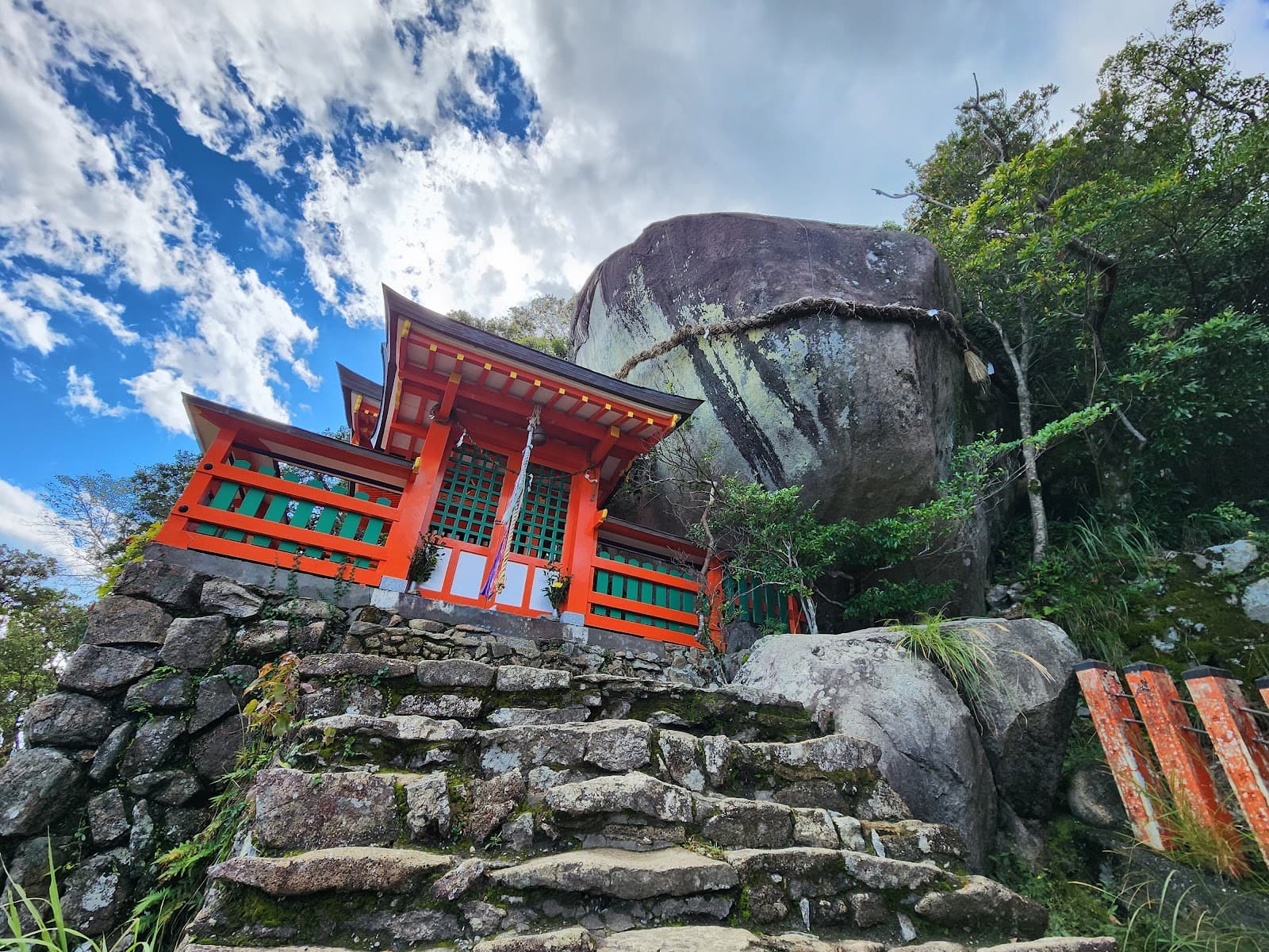 Kamikura Shrine - Image 1