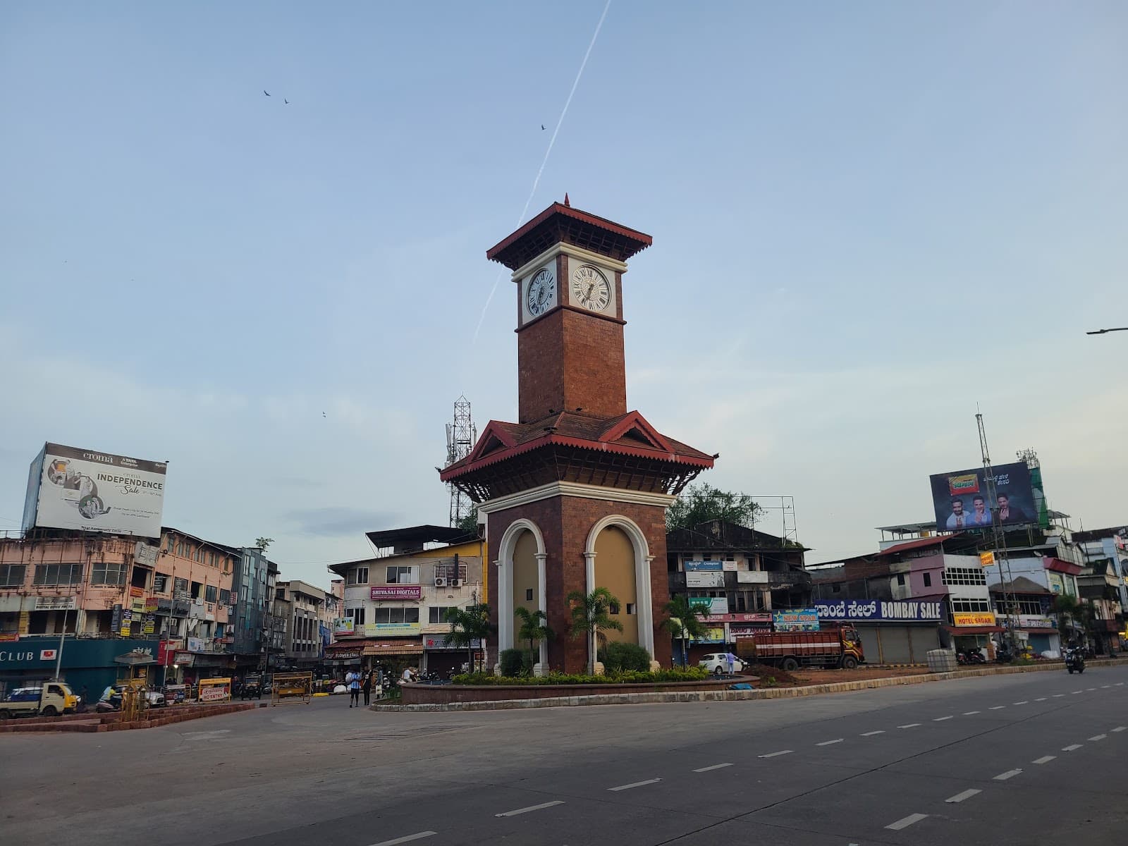 Mangaluru Clock Tower - Image 1