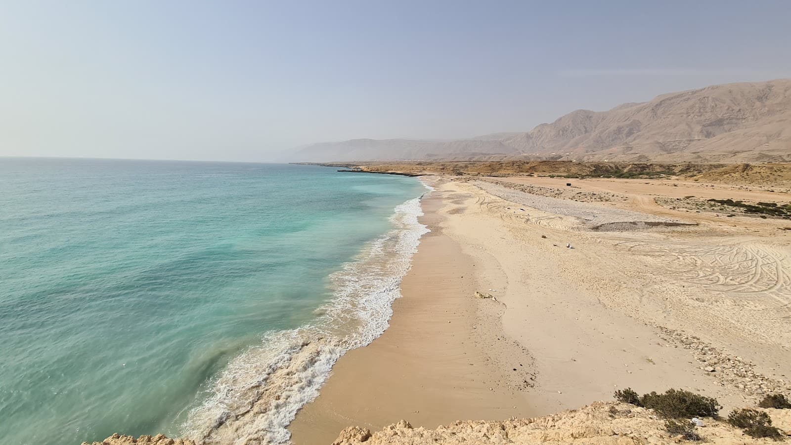 Fins Beach White Beach - Image 1