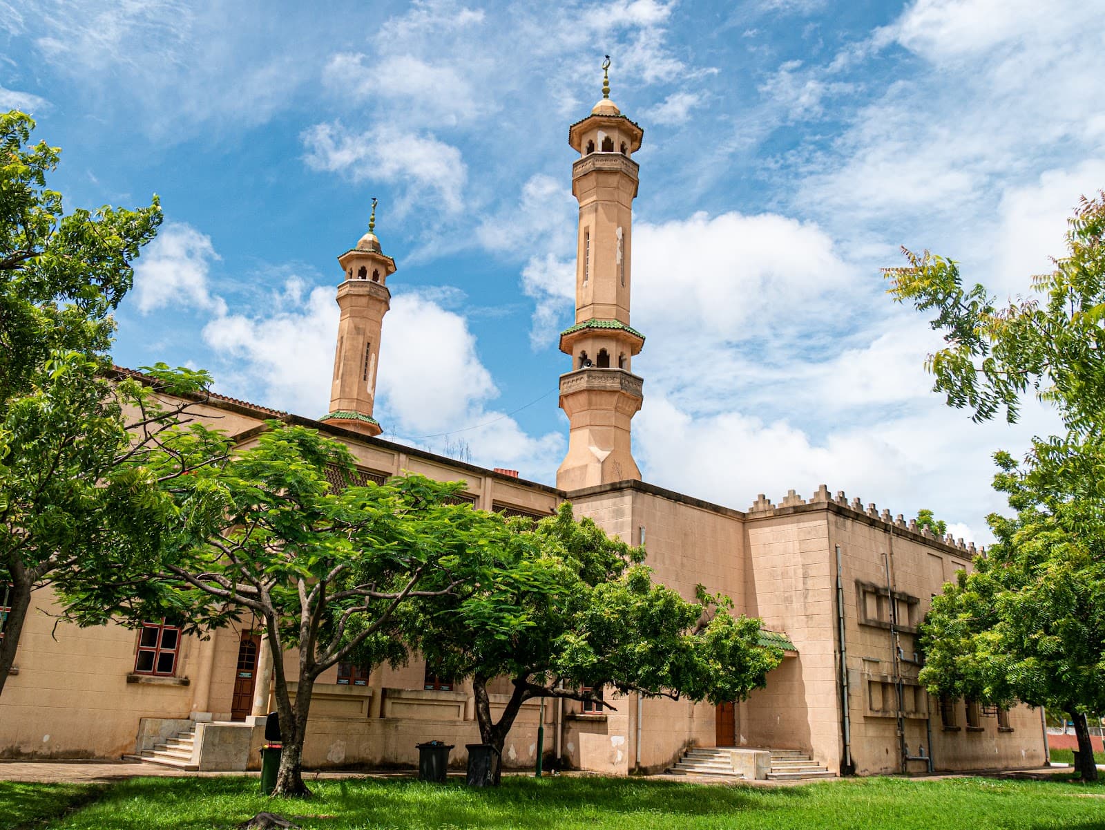 Banjul Central Mosque - Image 1