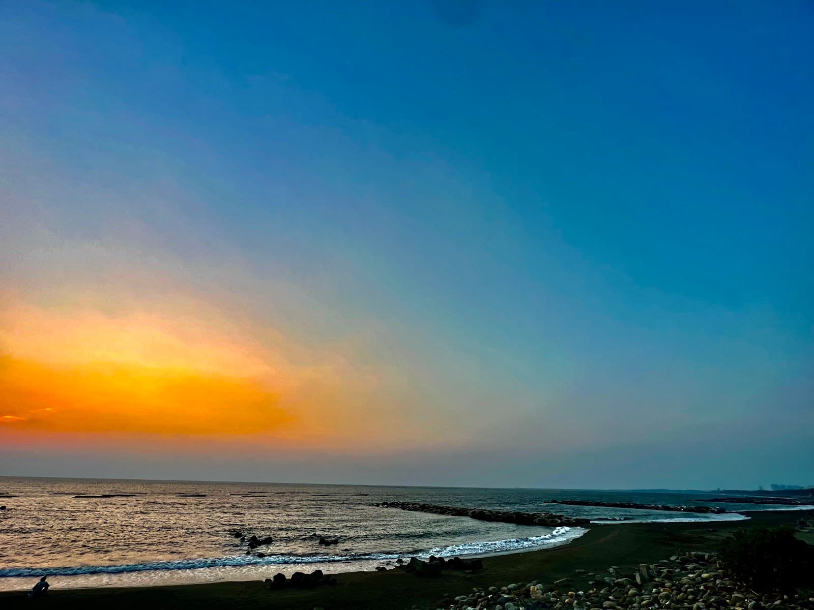 Golden Coast Tainan - Image 1