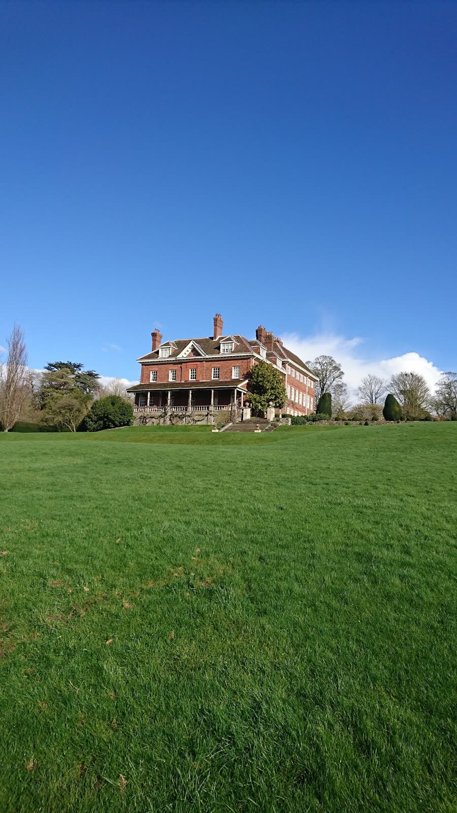 Benington Lordship Gardens - Image 1