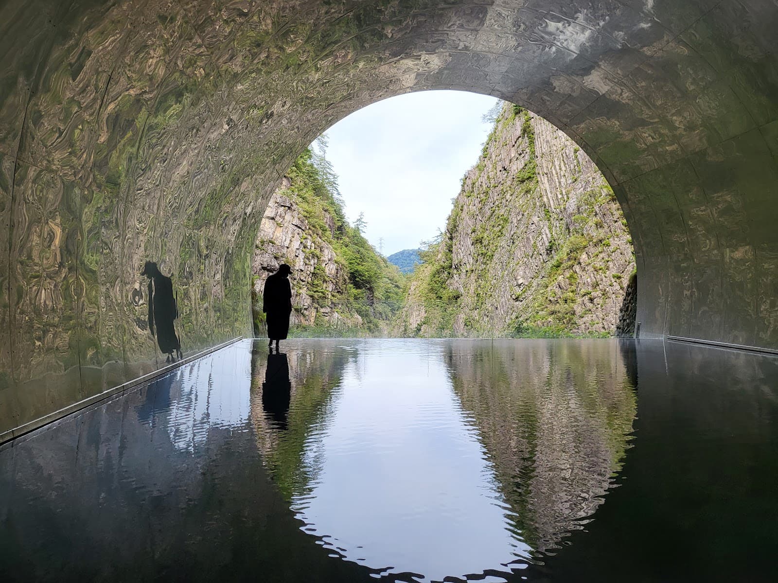 Kiyotsu Gorge - Image 1