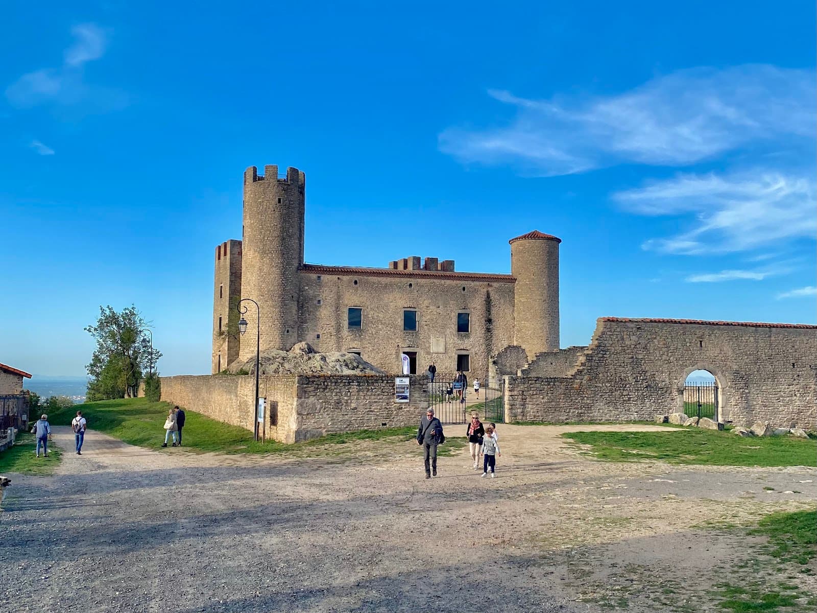 Château d'Essalois - Image 1