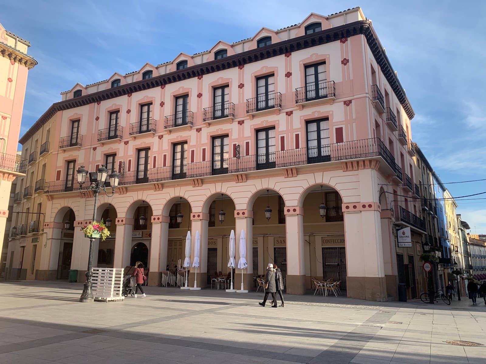 Local Cafés and Bistros