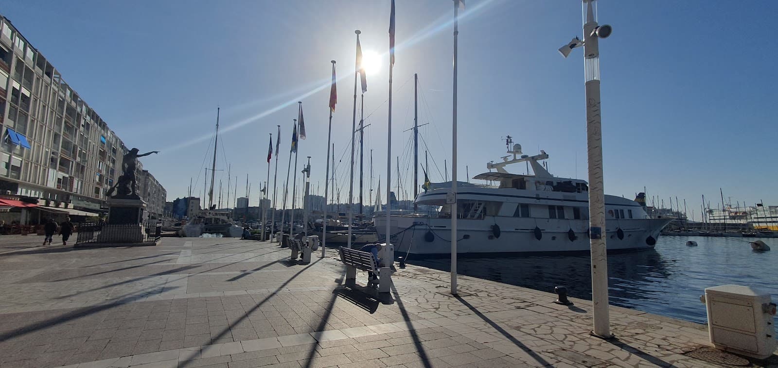 Quai Cronstadt Promenade - Image 1