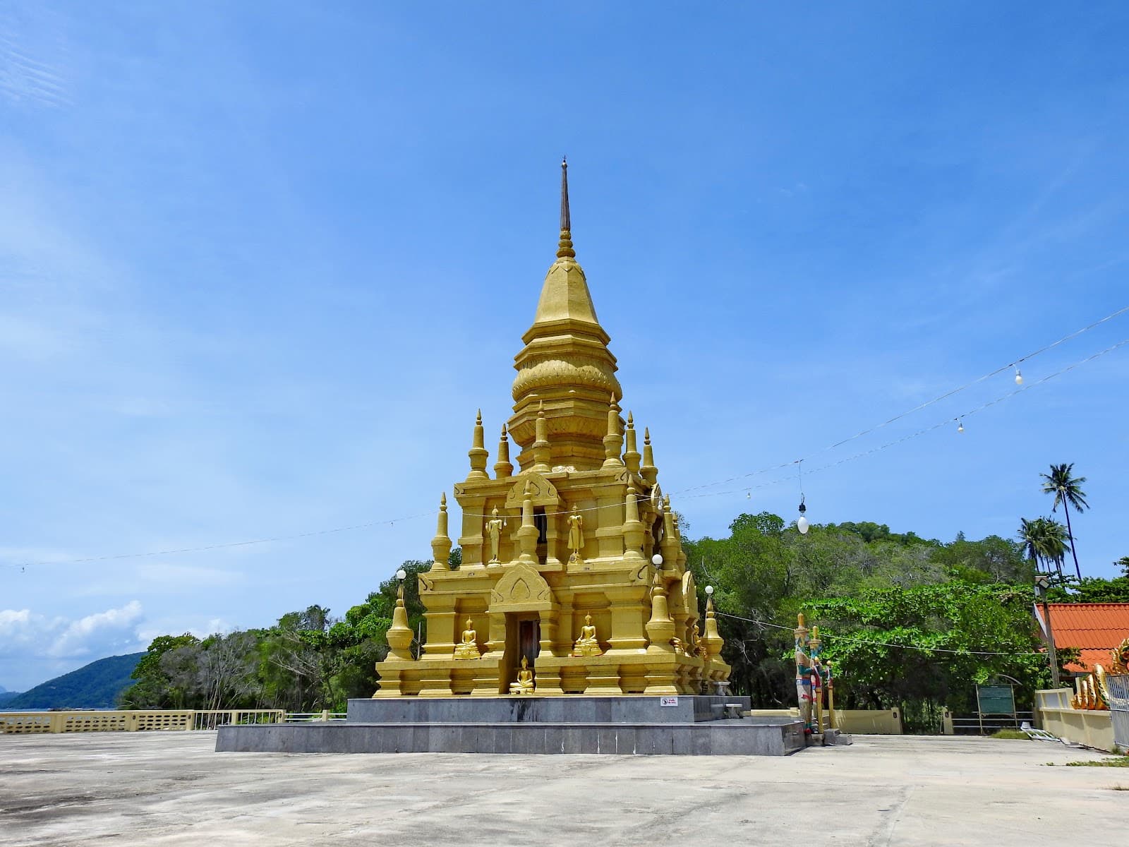 Laem Sor Pagoda - Image 1