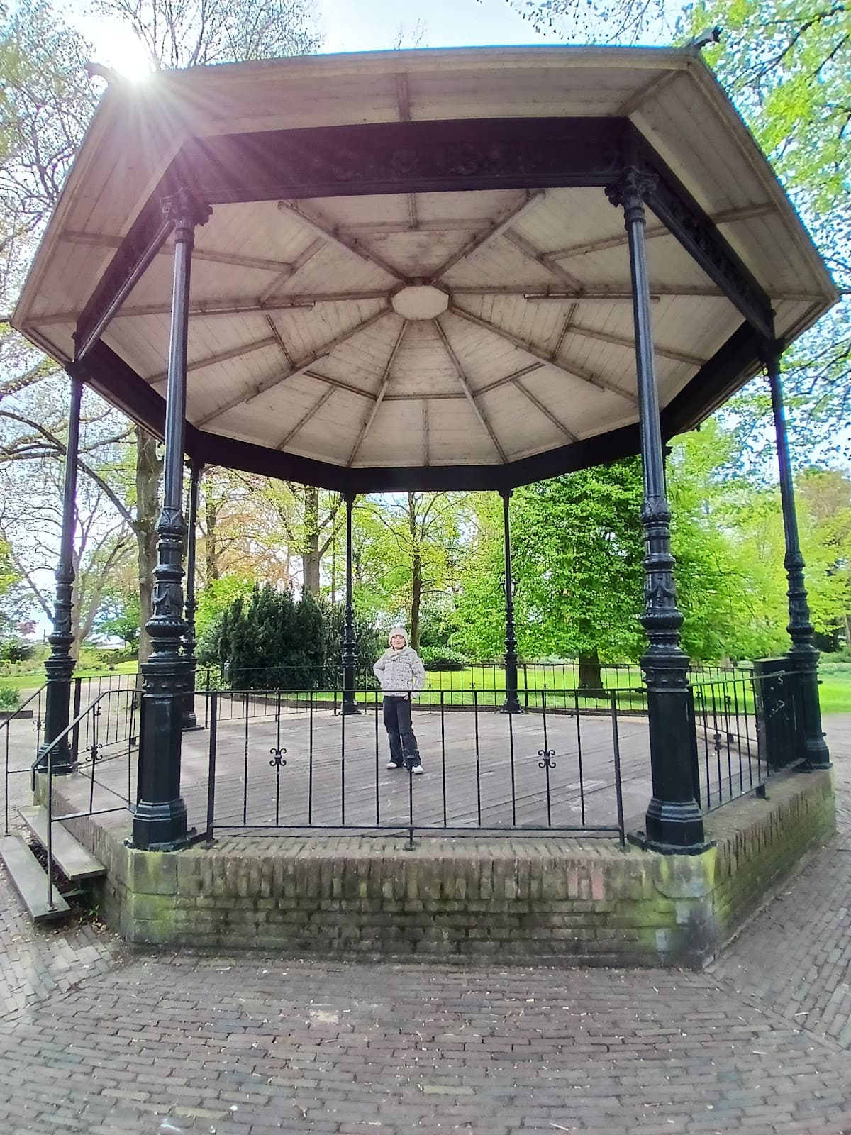 Houtmansplantsoen Park - Image 1