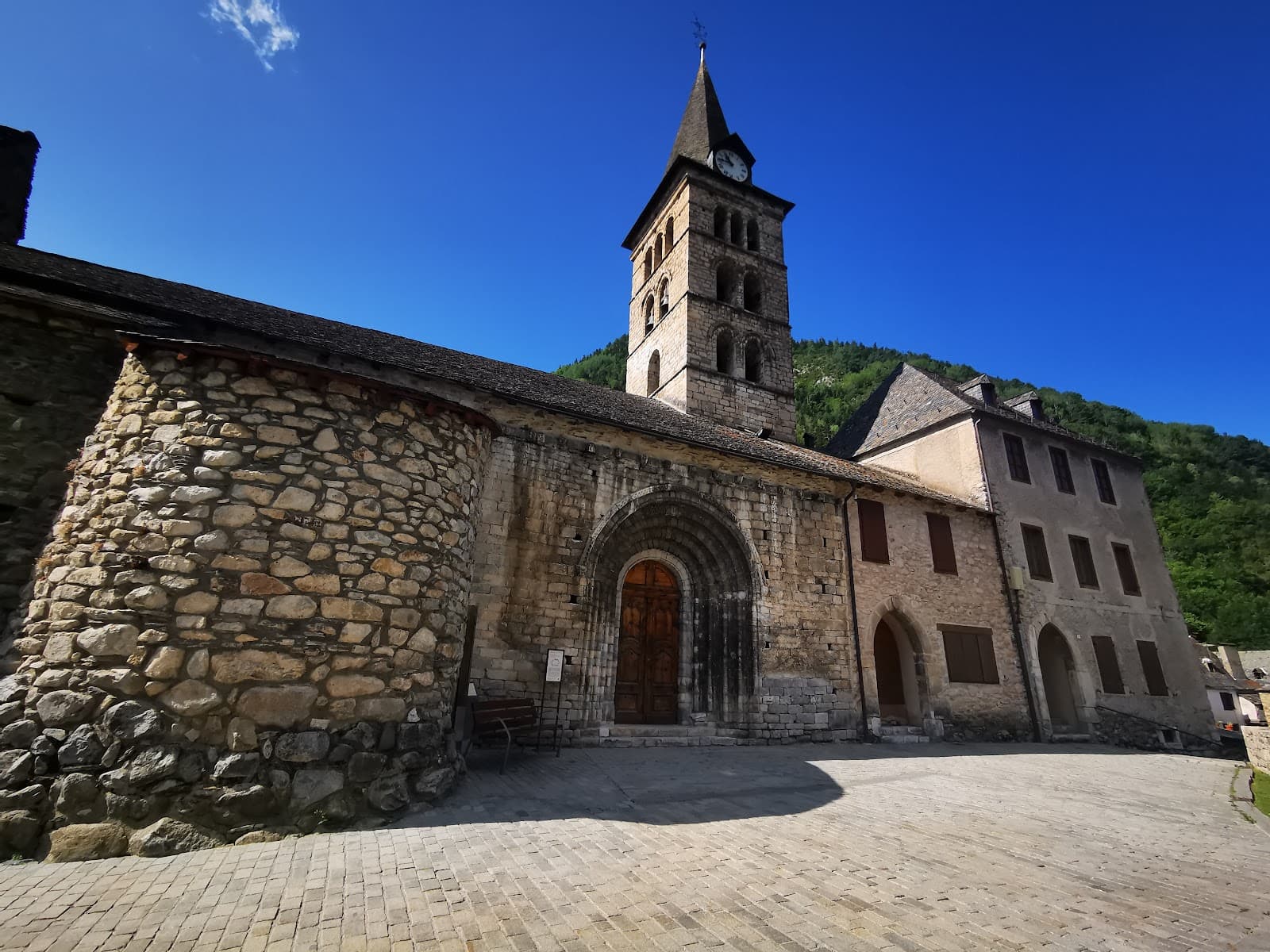 Arties Old Town - Image 1