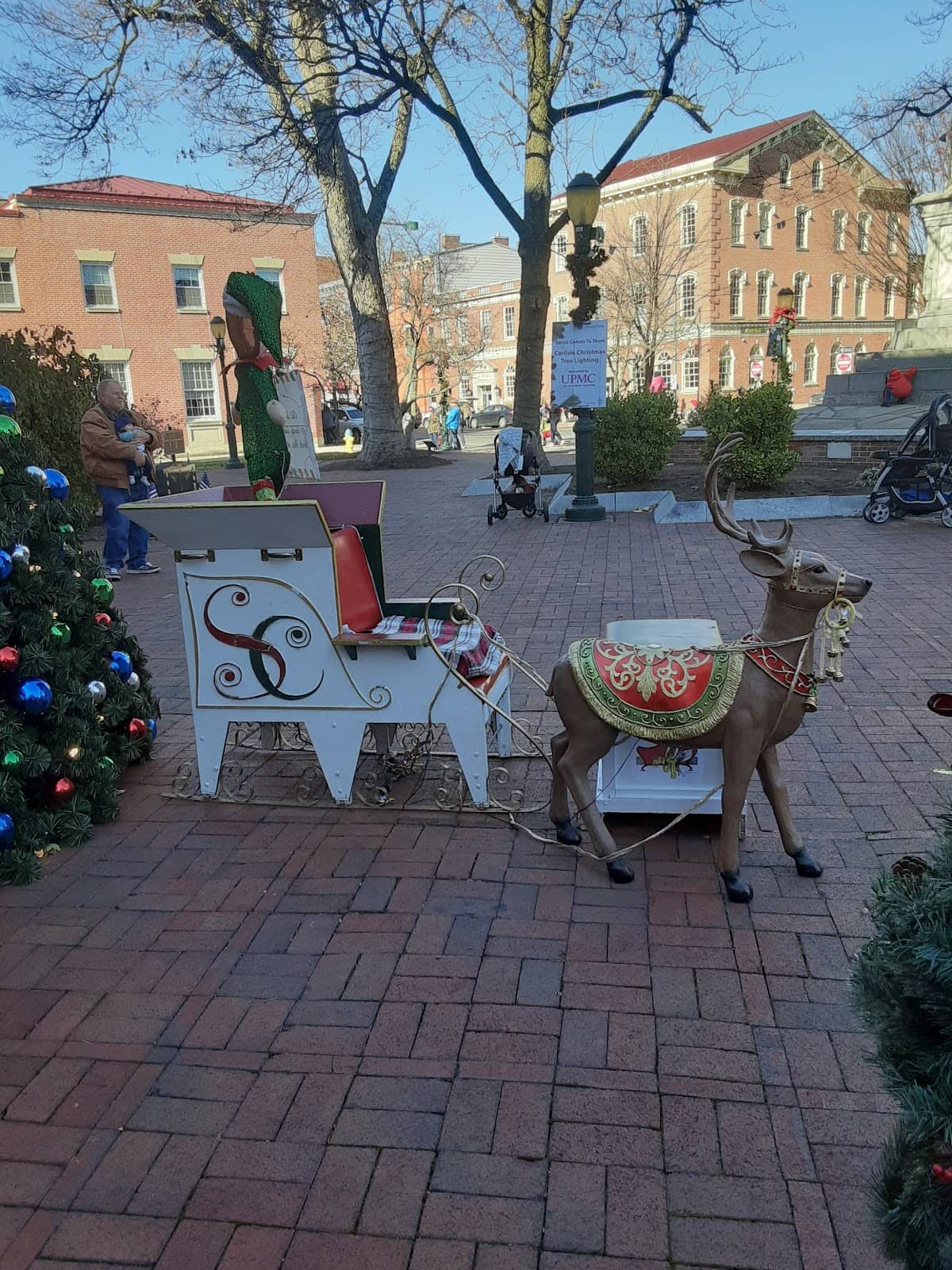 Local Art & Boutiques