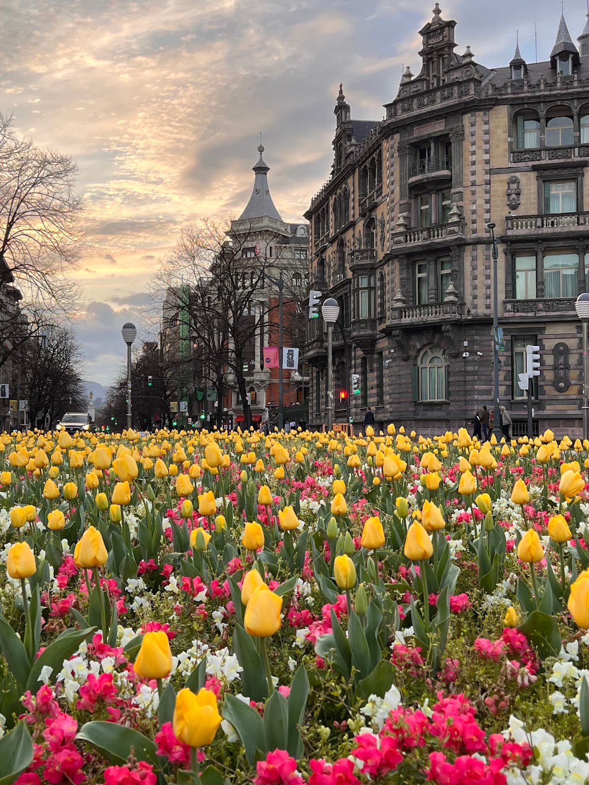 Moyúa Square - Image 1