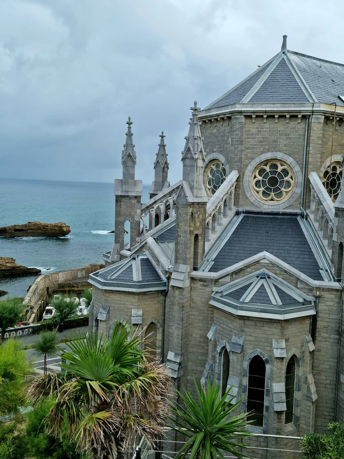 Panoramic Ocean Vistas