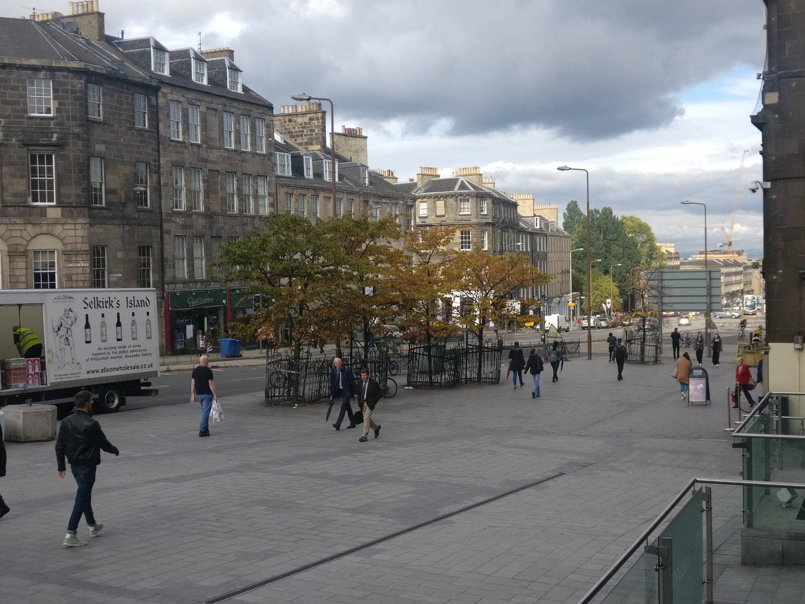 Community Hubs & Cafes