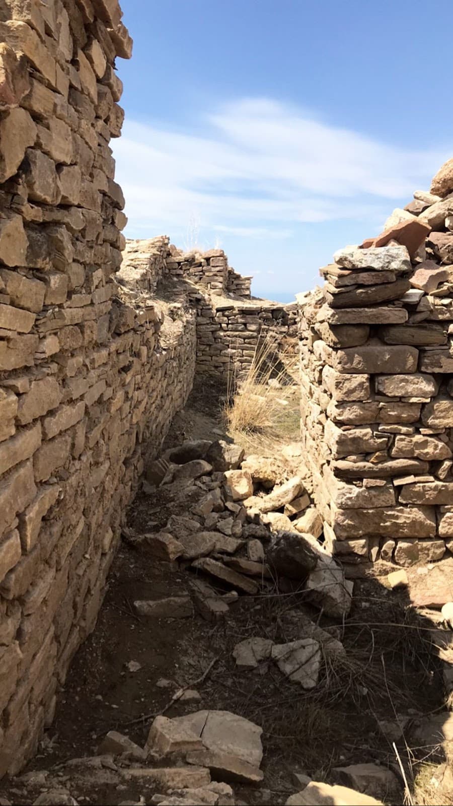 Yoncatepe Necropolis (Urartian Tombs) - Image 1