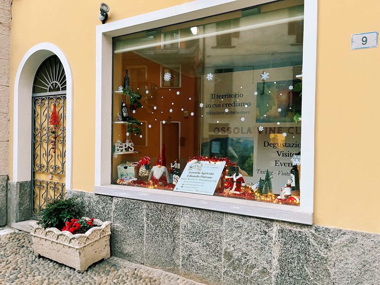 Trontano Terraced Vineyards - Image 1